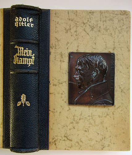 Mein Kampf 我が闘争1942年Wedding版ハードカバー Mein Kampf 我が闘争1942年Wedding版ハードカバー Mein Kampf - The